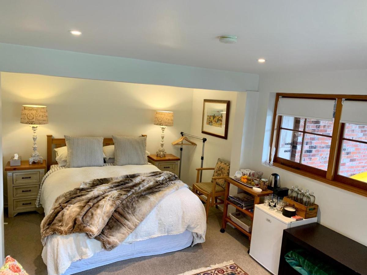 Mill Cottage - Boutique Accommodation And Garden Akaroa Exteriér fotografie
