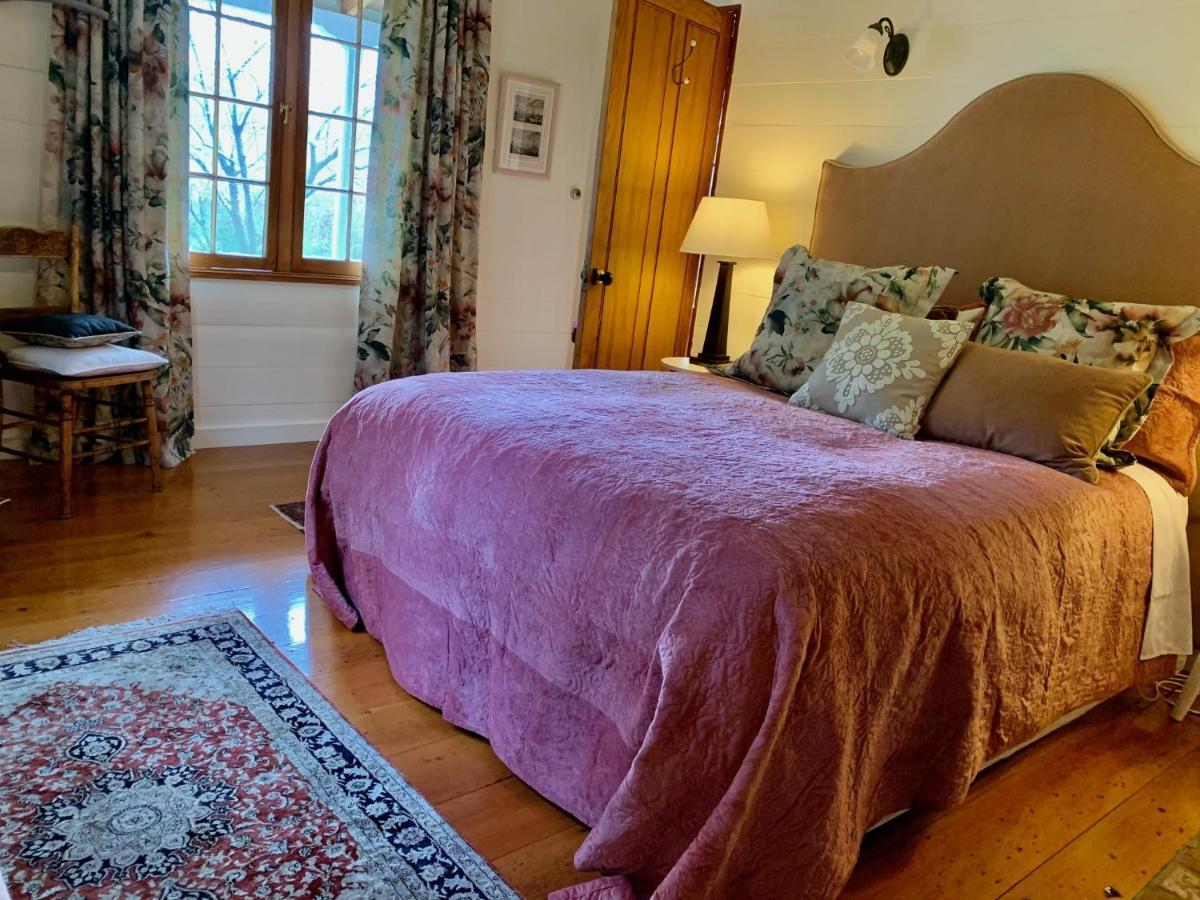 Mill Cottage - Boutique Accommodation And Garden Akaroa Exteriér fotografie