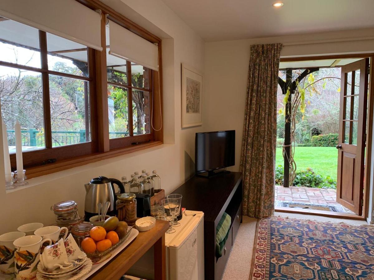 Mill Cottage - Boutique Accommodation And Garden Akaroa Exteriér fotografie